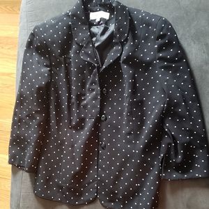 Women's suit size 8